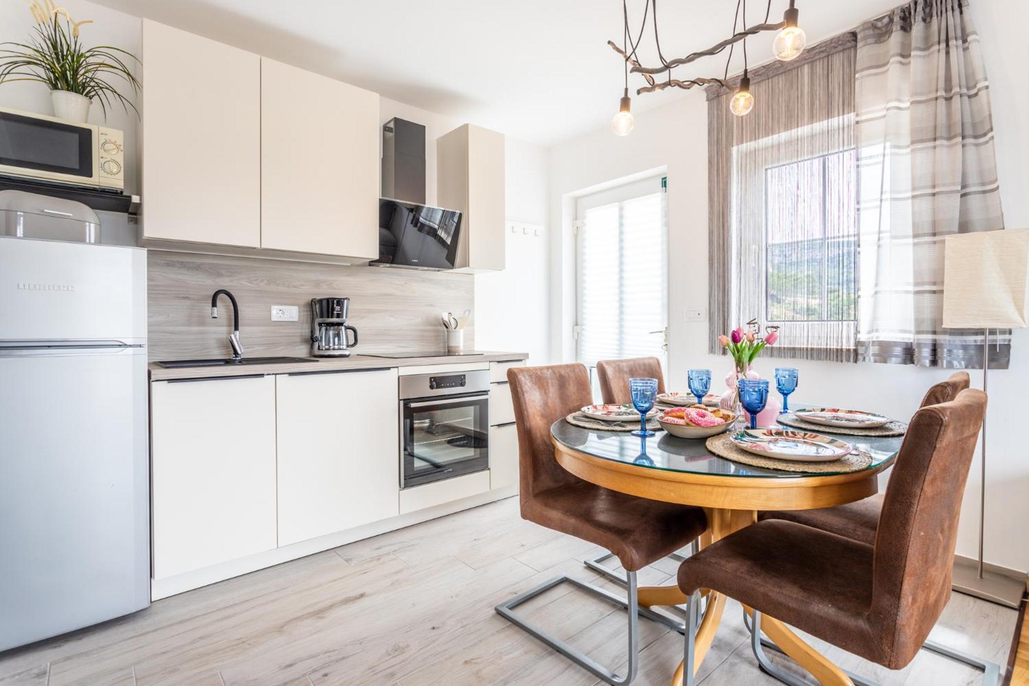 Kalina Deluxe Apartments Jelsa  Zewnętrze zdjęcie