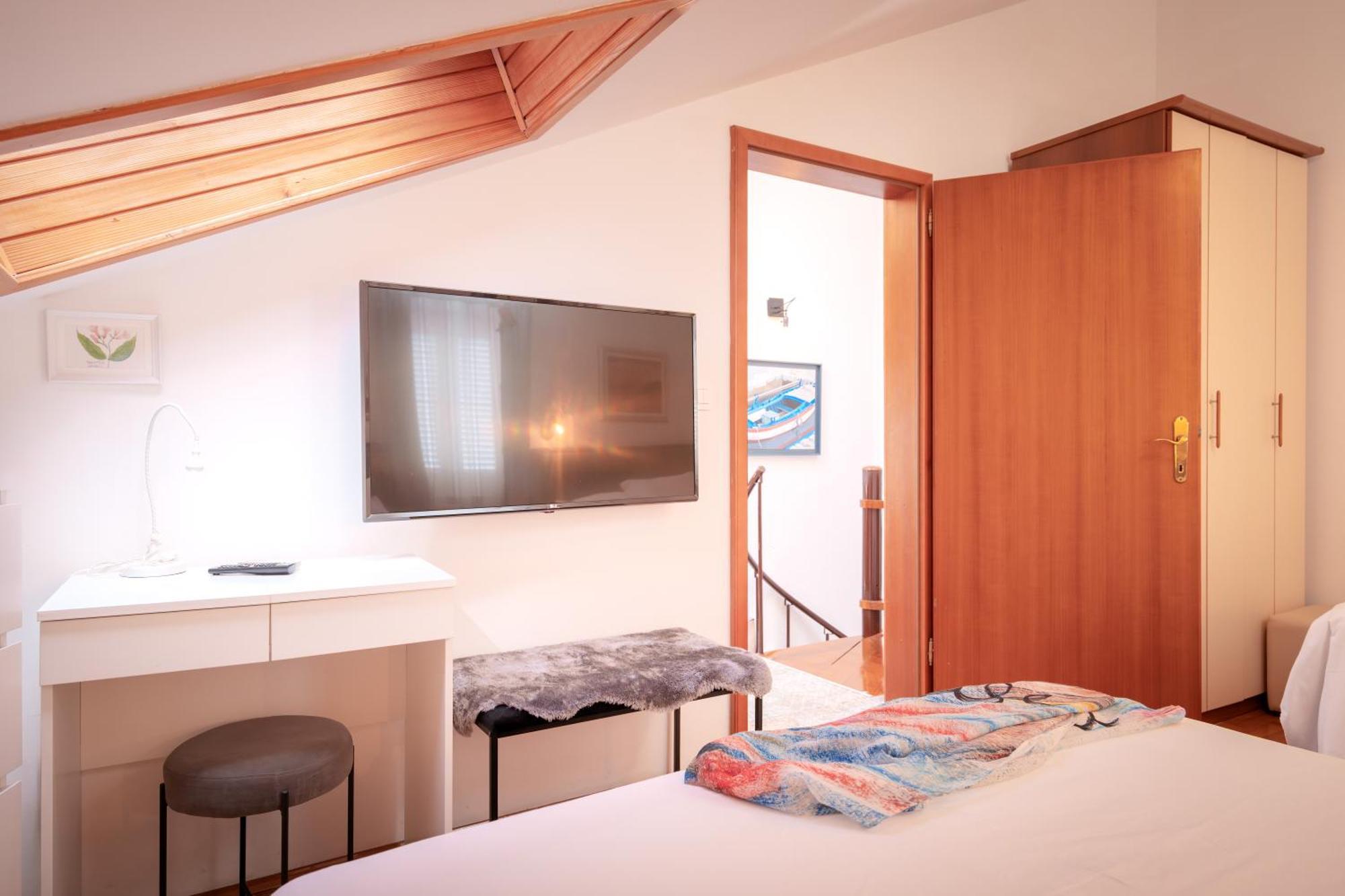 Kalina Deluxe Apartments Jelsa  Zewnętrze zdjęcie