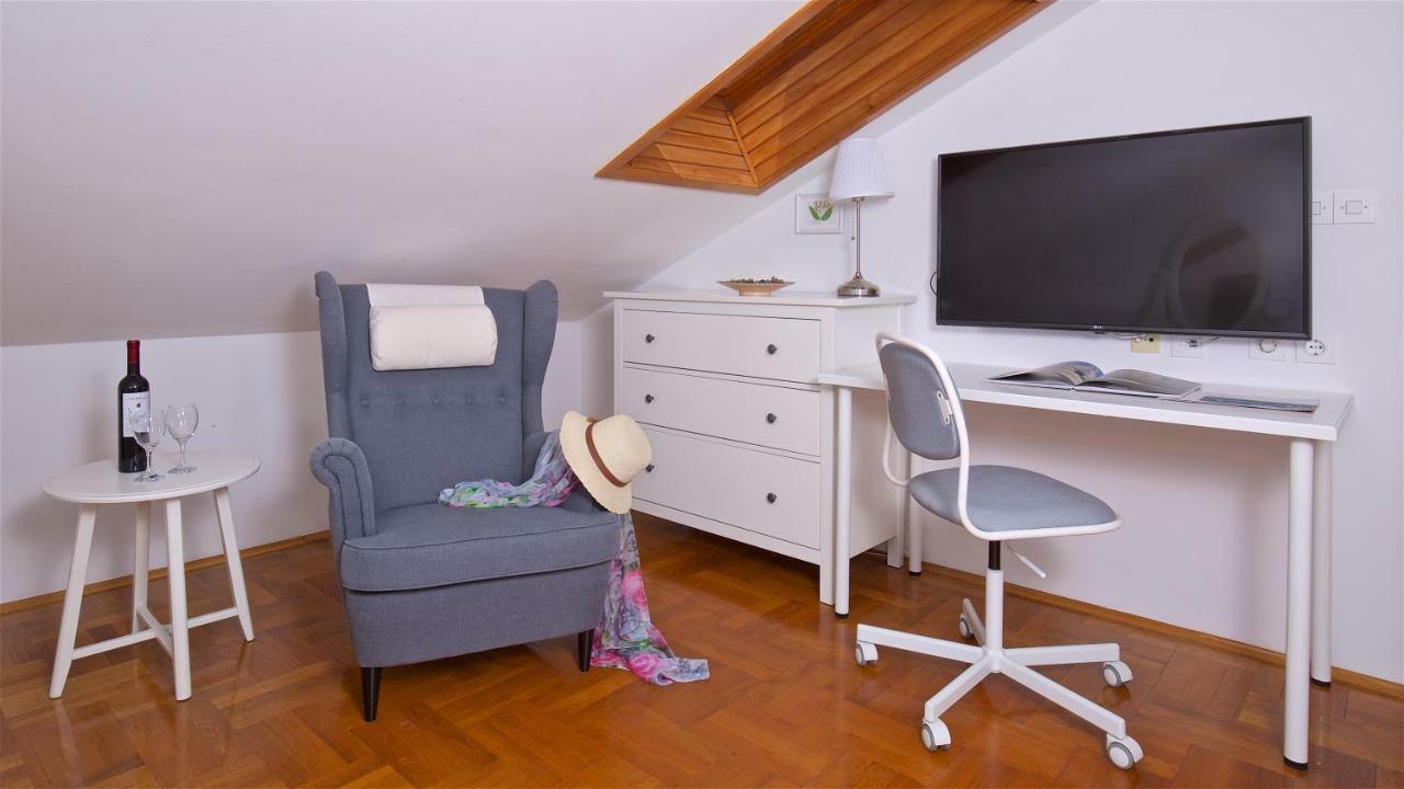 Kalina Deluxe Apartments Jelsa  Zewnętrze zdjęcie